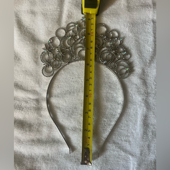 Wicked Glinda Bubble Silver Tiara and Star Wand Set - Picture 5 of 8